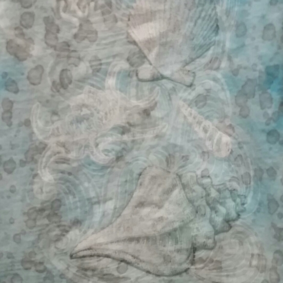 Luckee Lady tshirt from St. Maarten with seashells - Picture 3 of 6